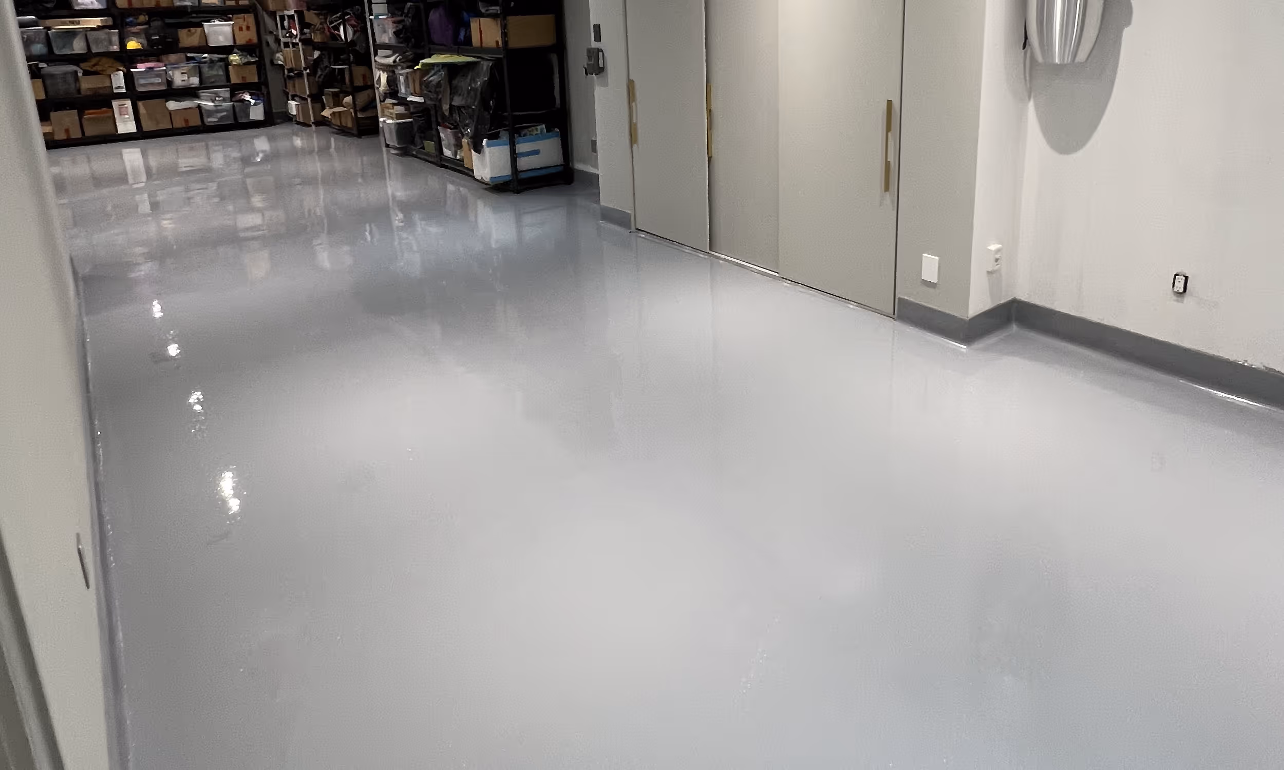 Industrial epoxy floor coating in a warehouse based in Tampa