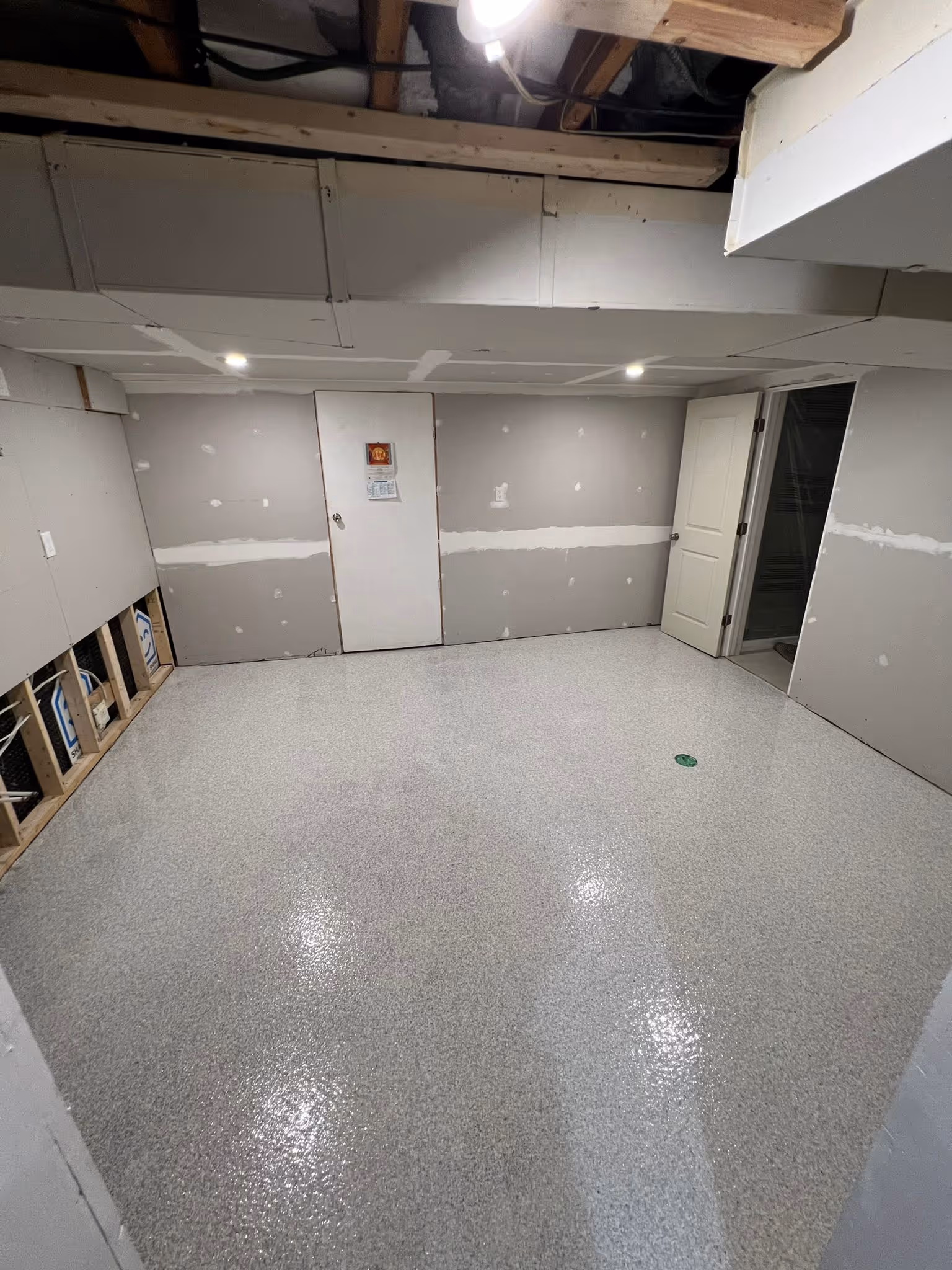 Commercial epoxy flooring in Tampa Florida