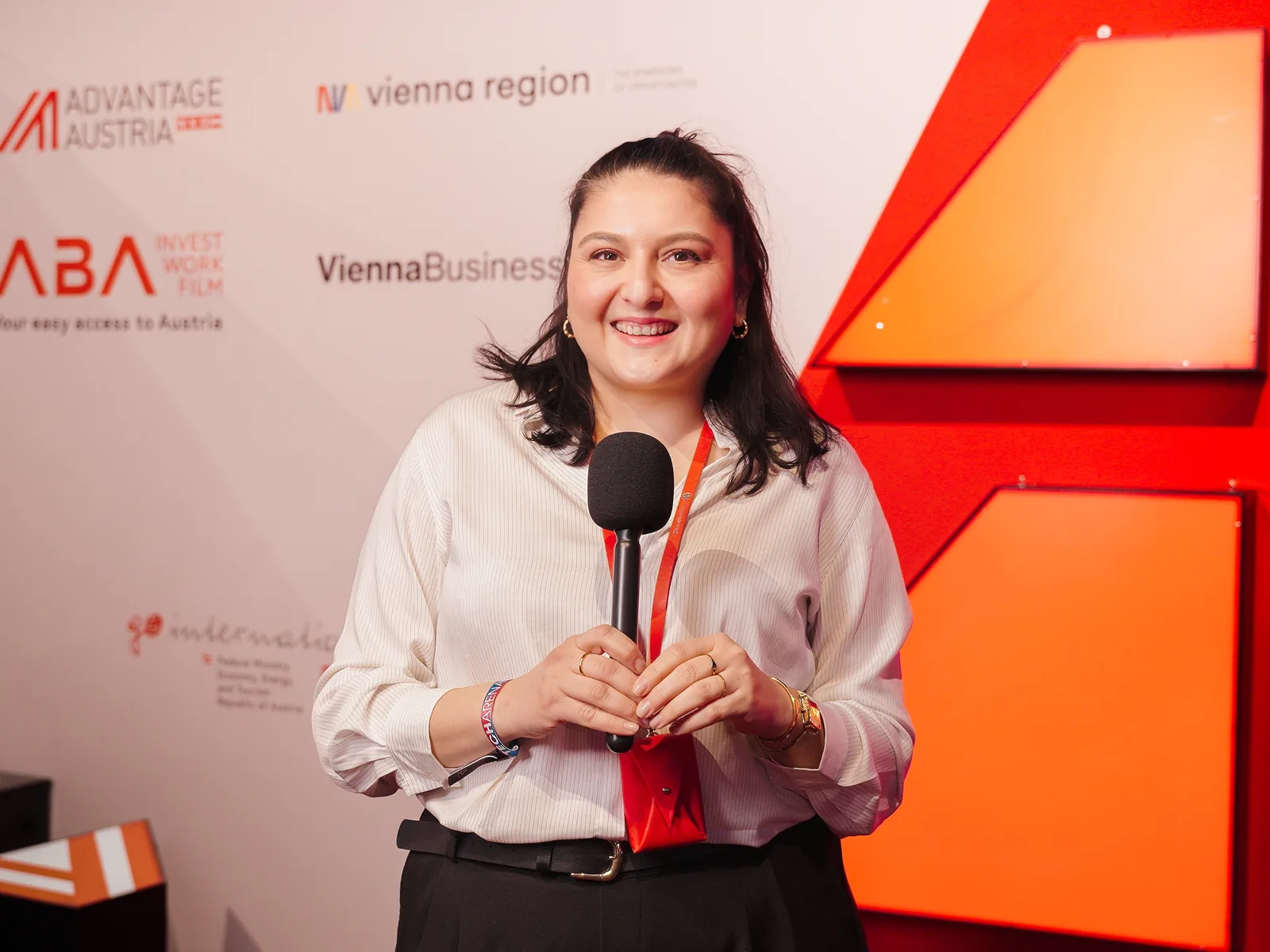 Interview am Stand der österreichischen Delegation, TECHARENA 2026.
