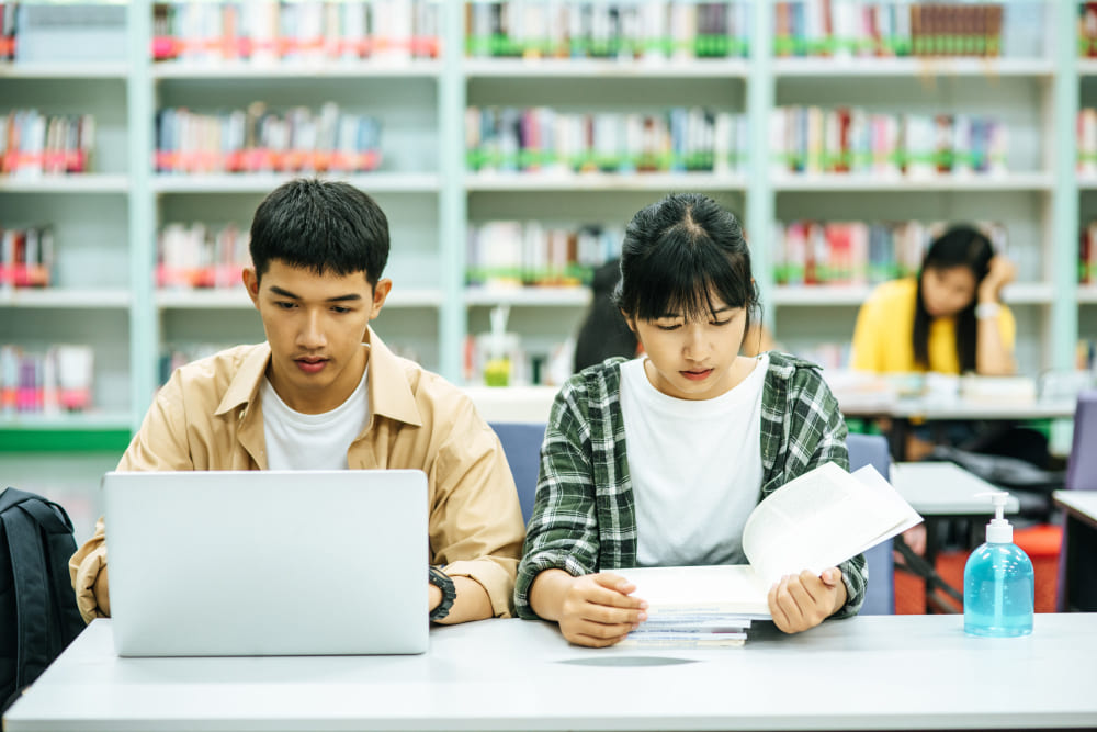 Picking a course to study in Australia