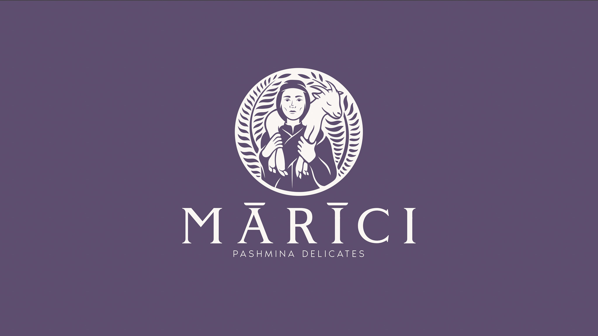 Hauptlogo auf lila Hintergrund, Marici Fashion Wordmark Icon München