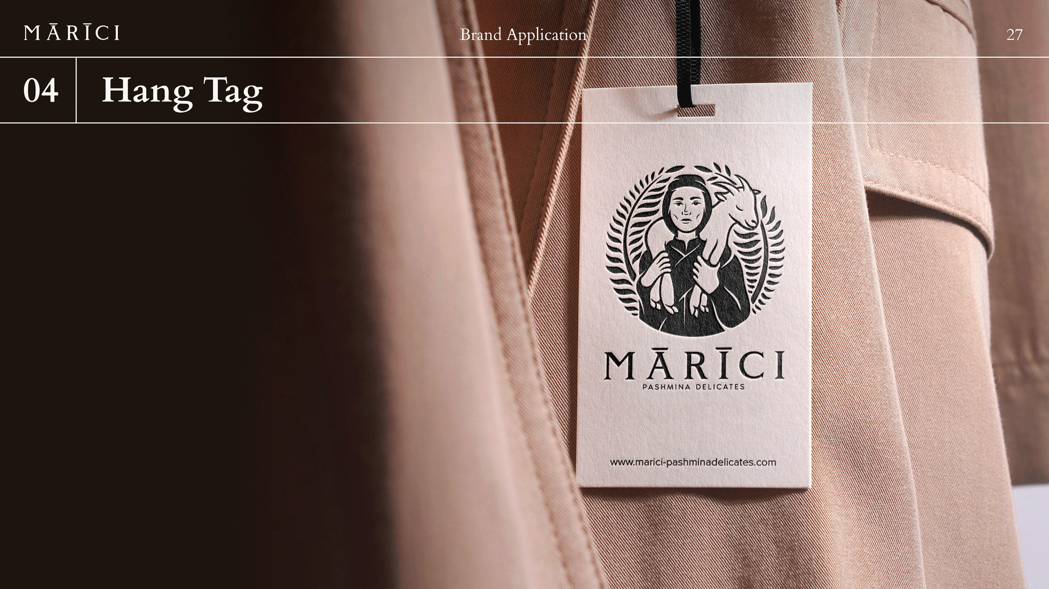 Hangtag mit Emblem, Marici Bekleidungsetikett Branding München