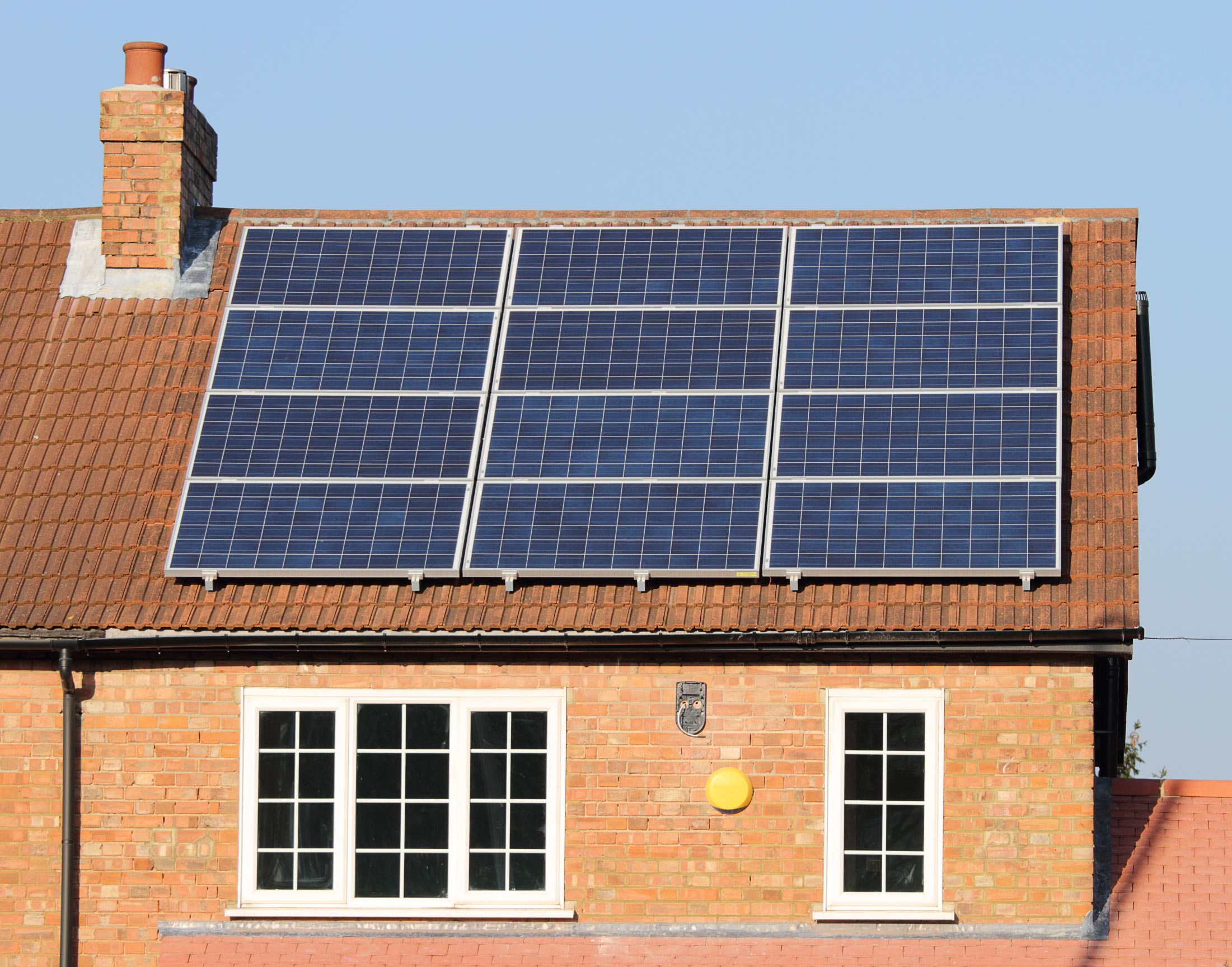 Solar & EV Charging: How to Combine for Maximum Efficiency