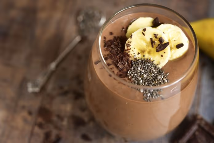 Smoothie de Chocolate y plátano almendrado | HABITS by NFK – Habits Proteins