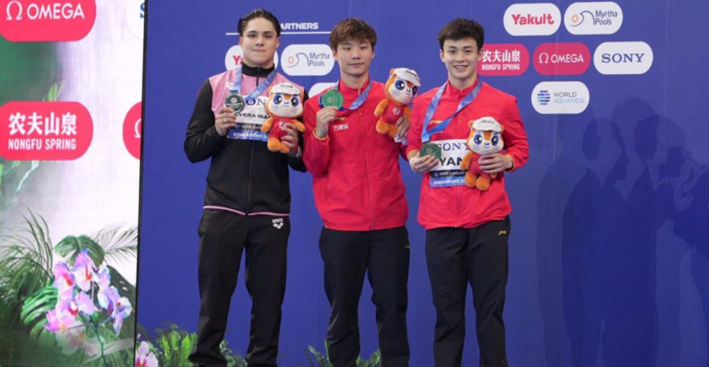 osmar-olvera-consigue-plata-campeonato-mundial-singapur-2