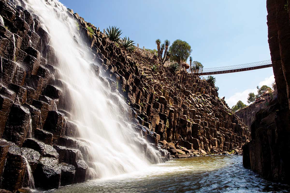 Prismas basálticos, las grandiosas formaciones geométricas en Hidalgo - Escapadas por México Desconocido