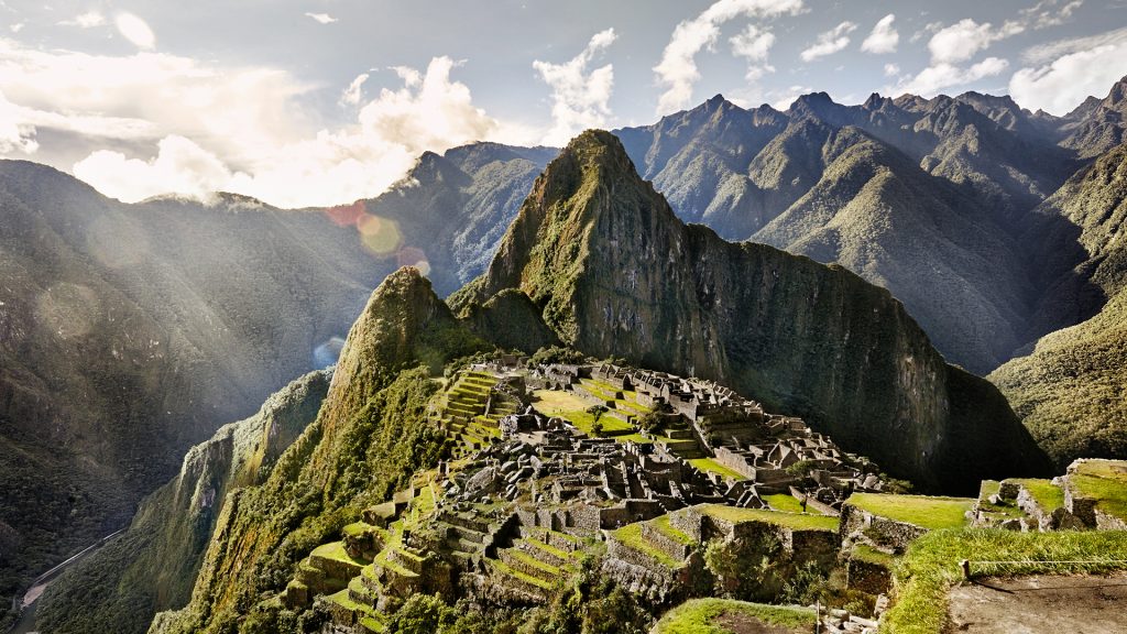 Todo sobre Machu Picchu: Cómo llegar, historia y más | PeruRail