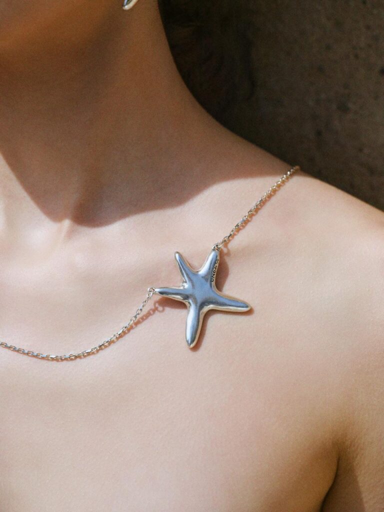 UNOde50 presenta su colección de accesorios Arcadia
