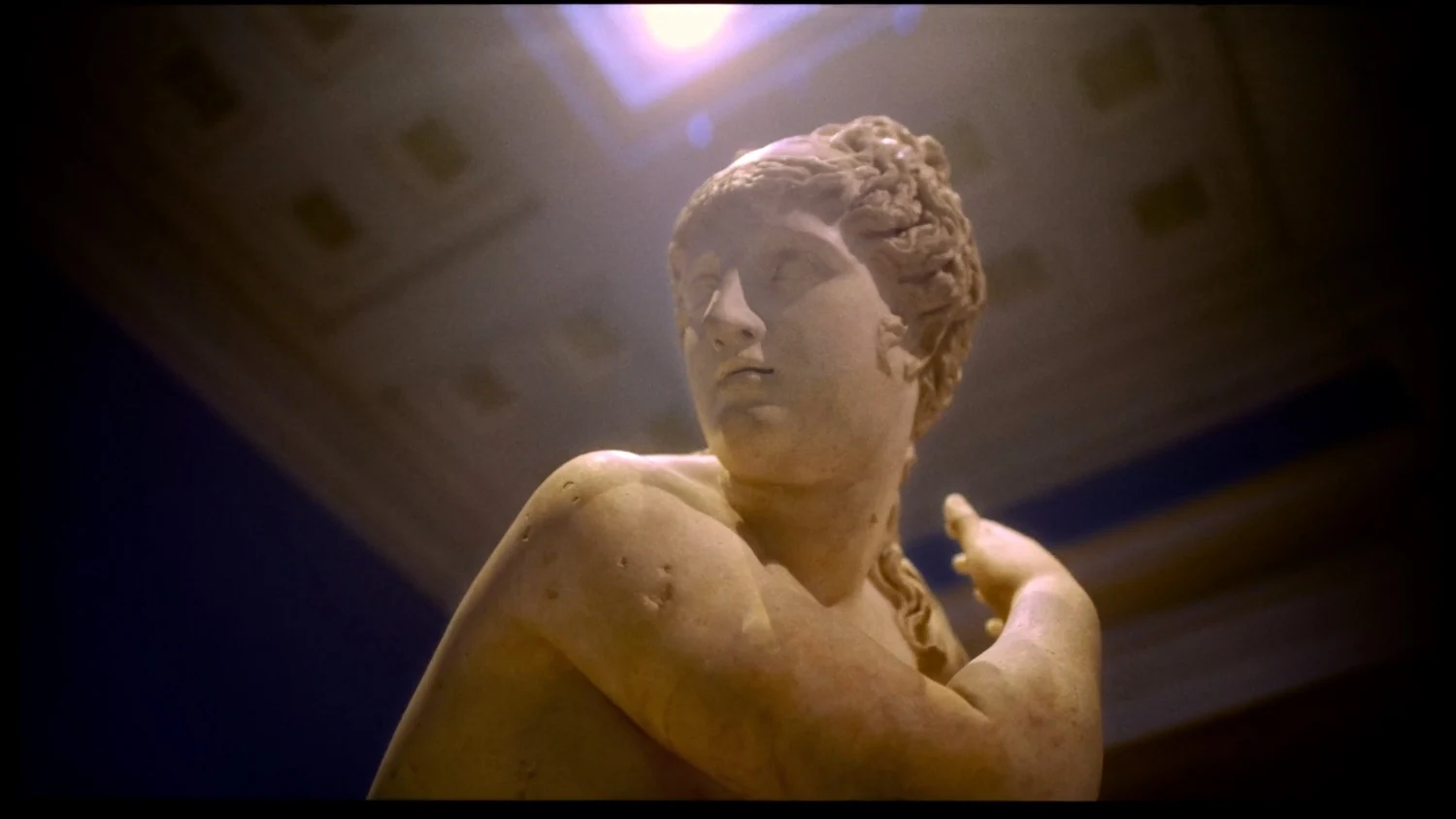 MESSENGERS - still 2