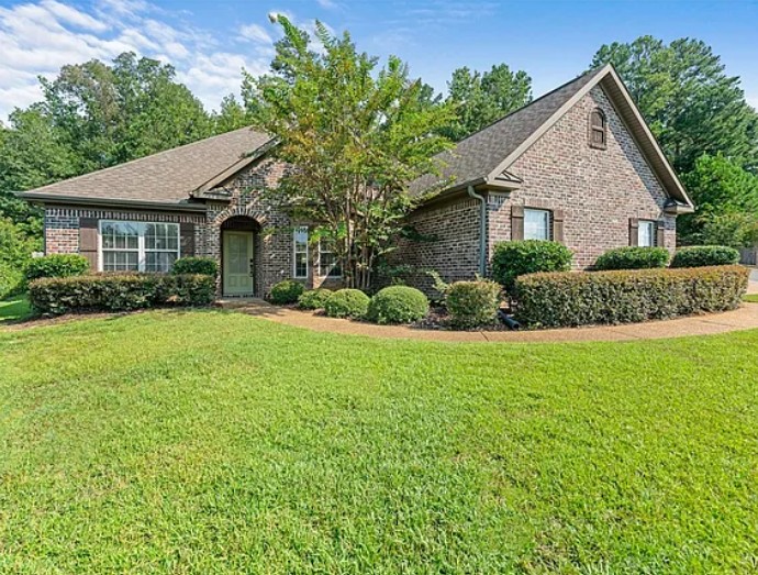 A recently sold home or condo