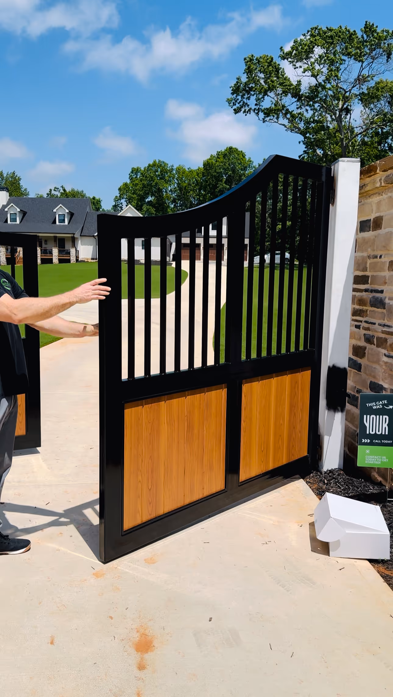 Setting the inverted-arch leaf on the driveway