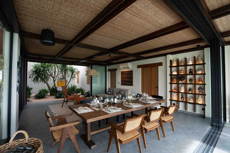 4 bedroom villa for sale I Yolla Realty