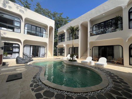 one bedroom apartment I Yolla Realty