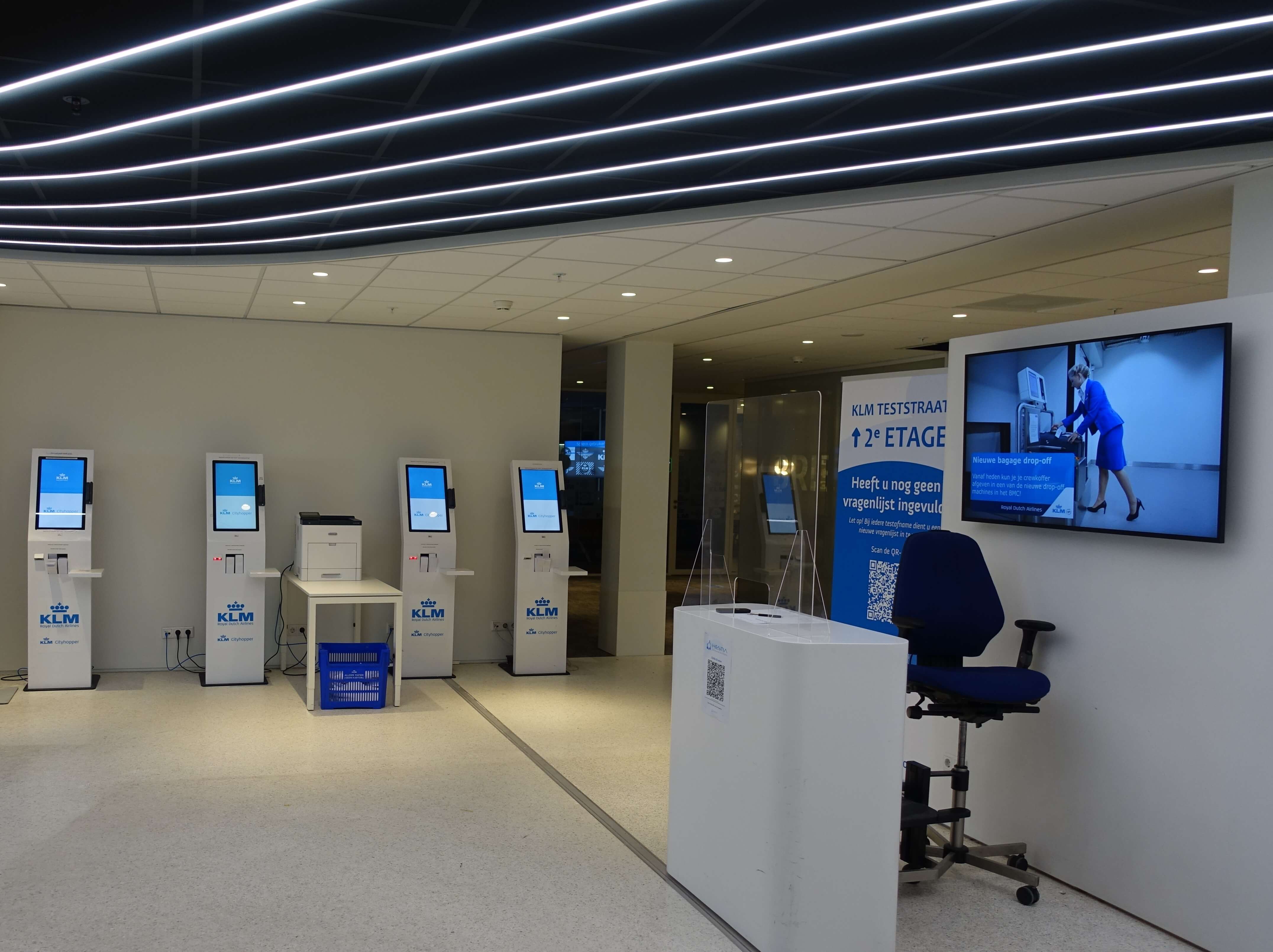 KLM boosts brand experience with narrowcasting