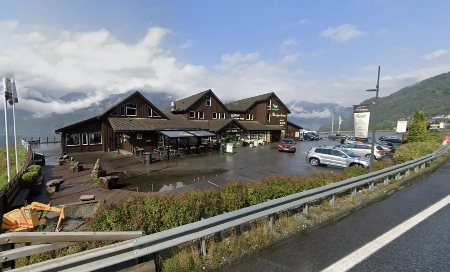 Åkrafjordtunet Tourist Information