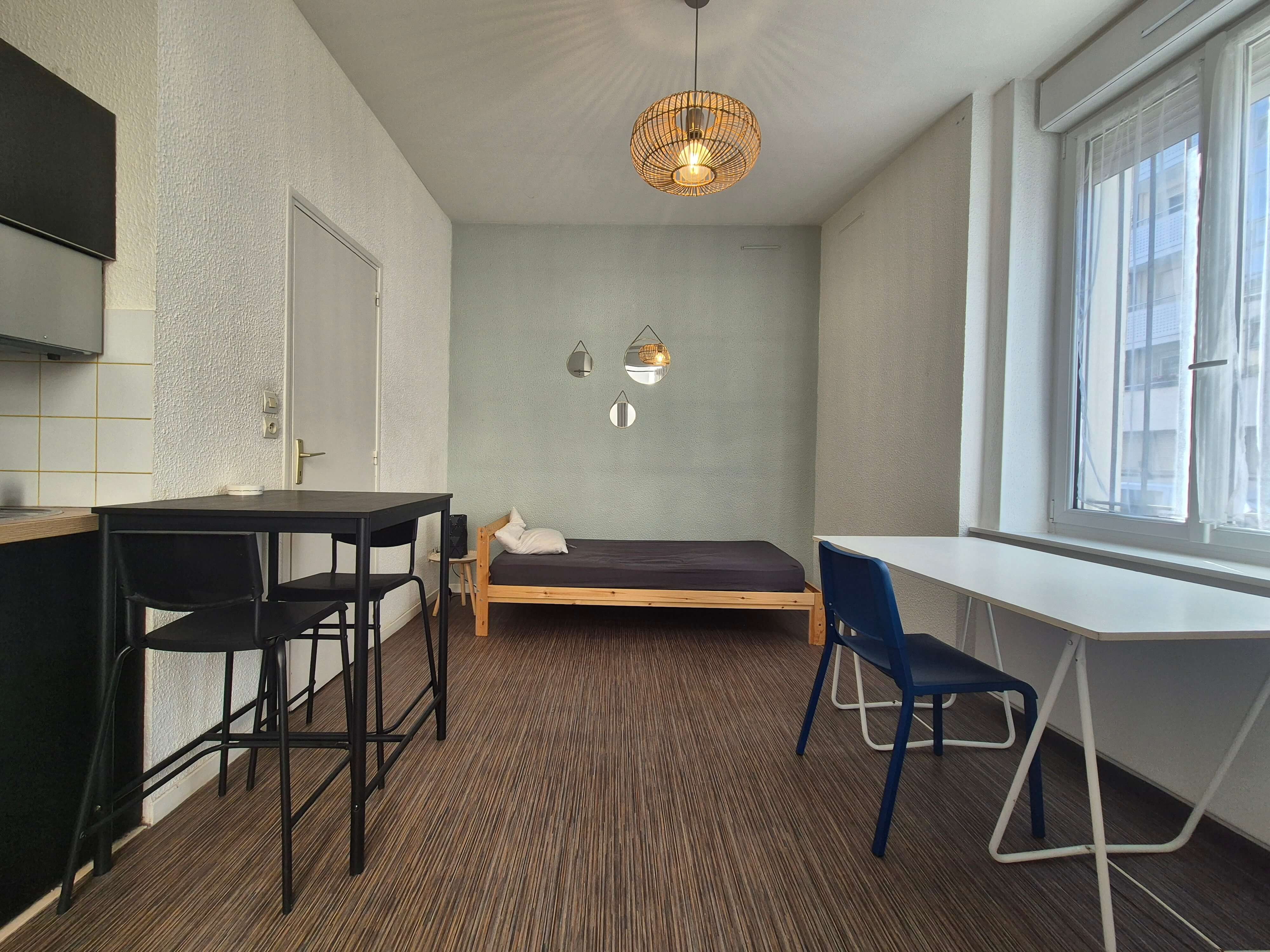 1 bis rue de venise 51100 REIMS