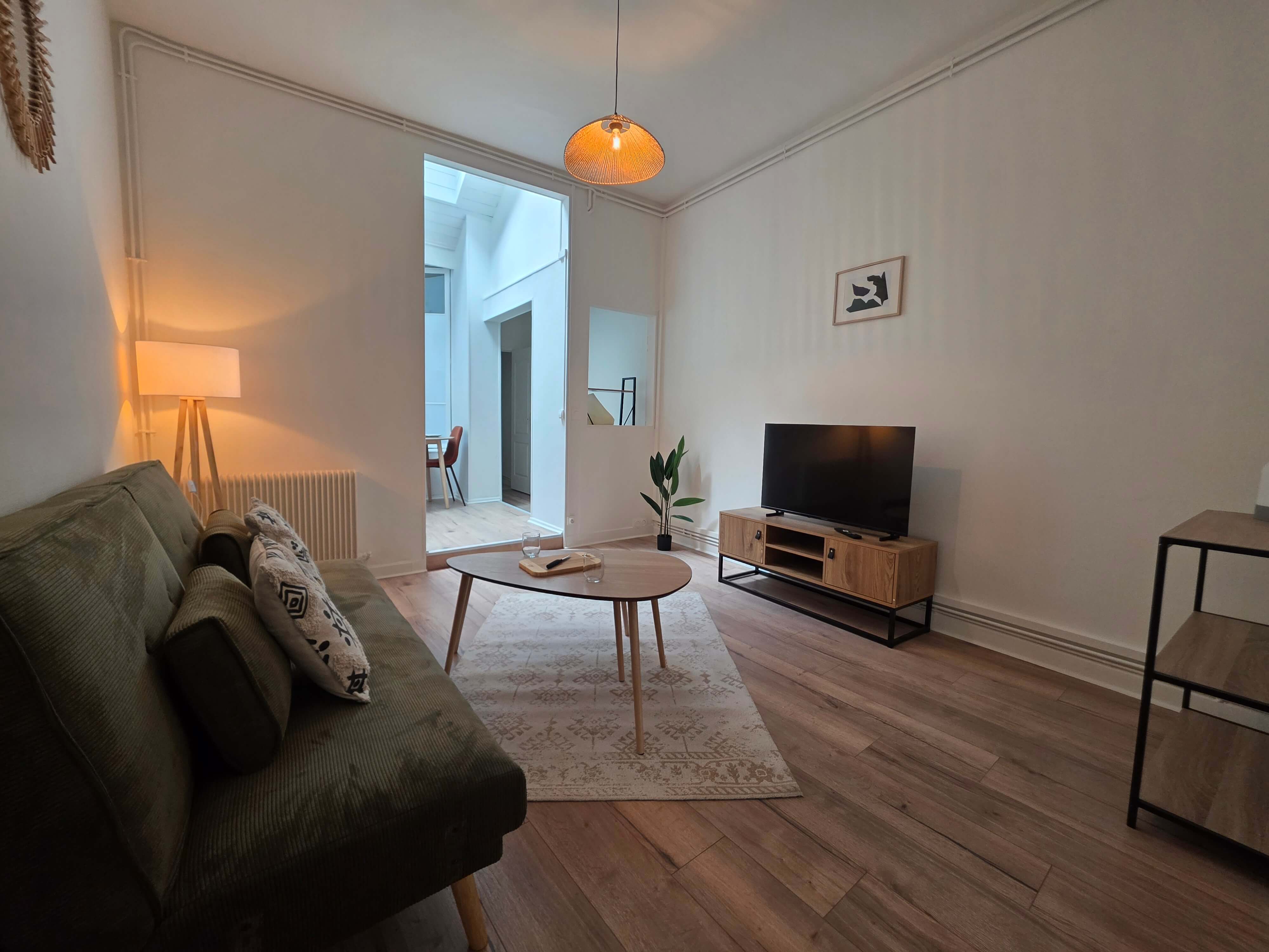 74, rue de Vesle 51100 REIMS