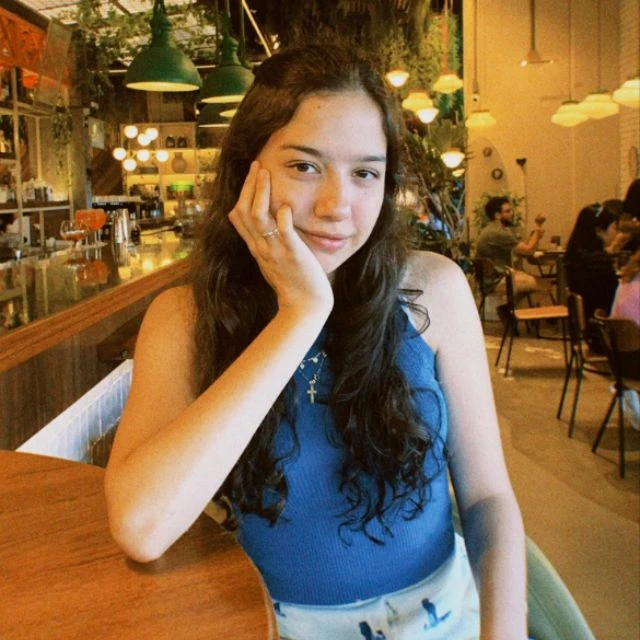 Foto de Ana Júlia Monteiro, aprovada em Medicina na UFMS com a Filadd