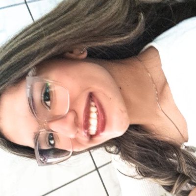 Foto de Maria Eduarda Campos Segala, aprovada em Ciências na UNIFESP com a Filadd