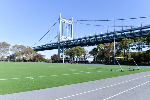 9 v 9 CO-ED Pickup Soccer In Astoria Park, Queens