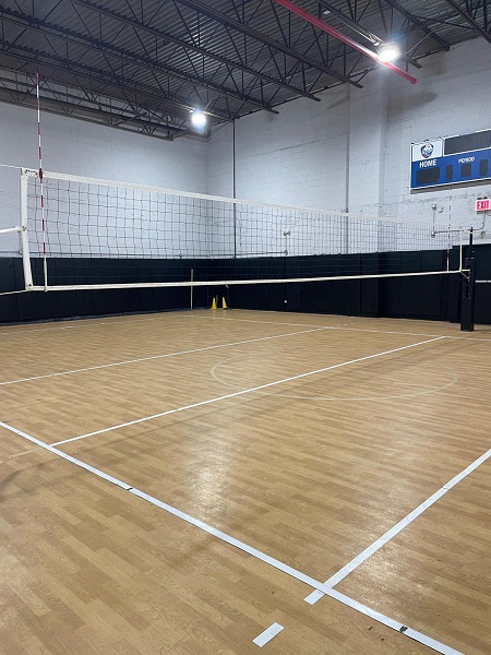CO-ED Pickup Volleyball In East Williamsburg, Brooklyn