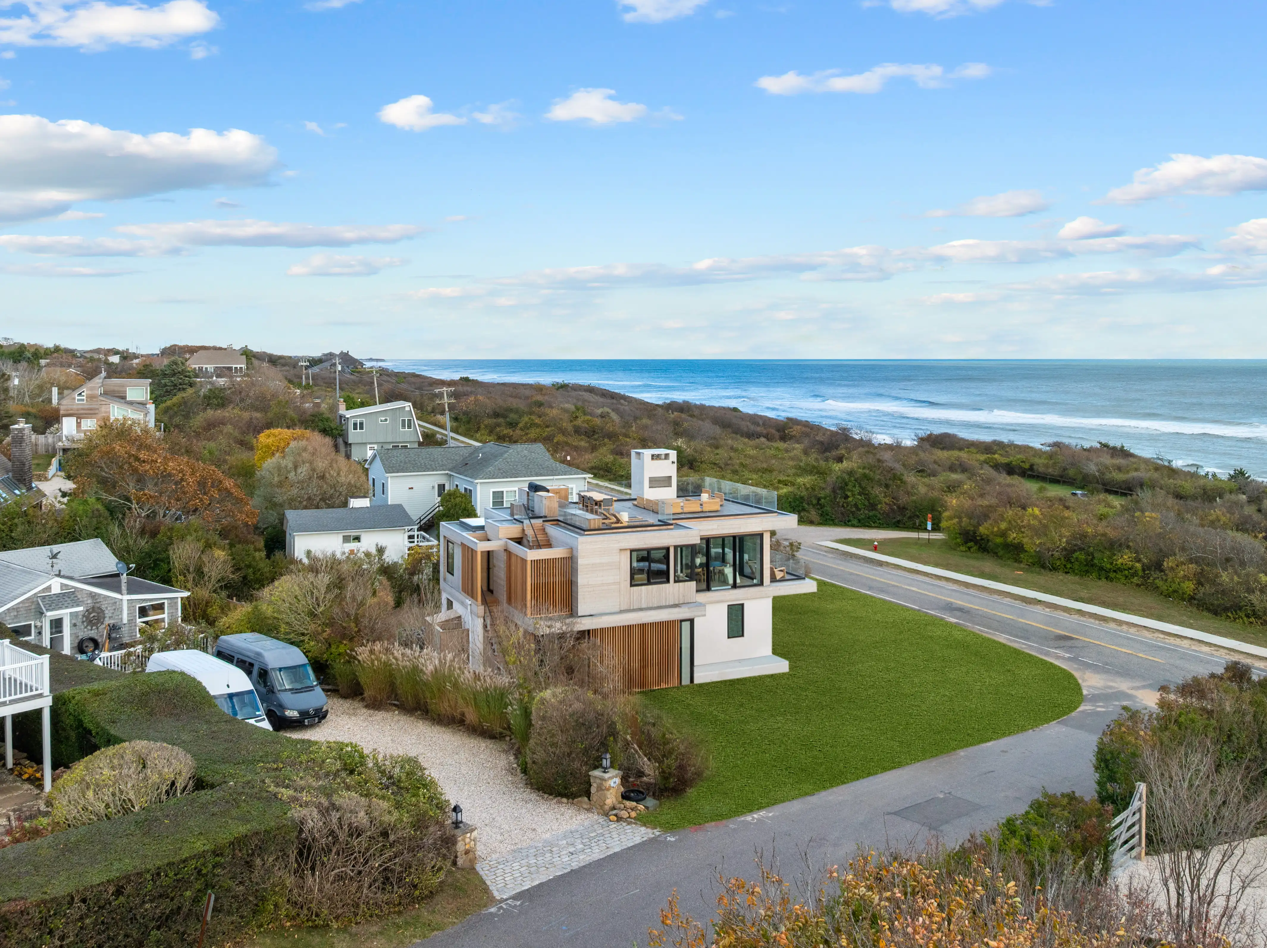 Luxury waterfront residence with modern custom design