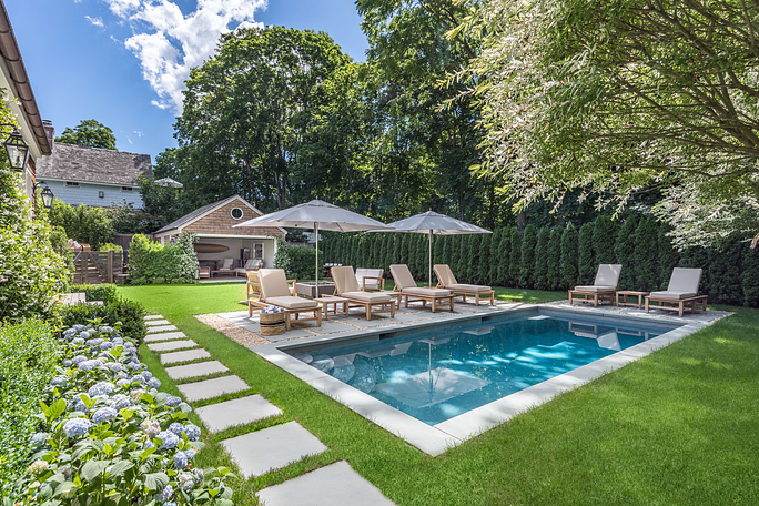 Outdoor Space Design: How to Create a Functional and Beautiful Outdoor Living Space