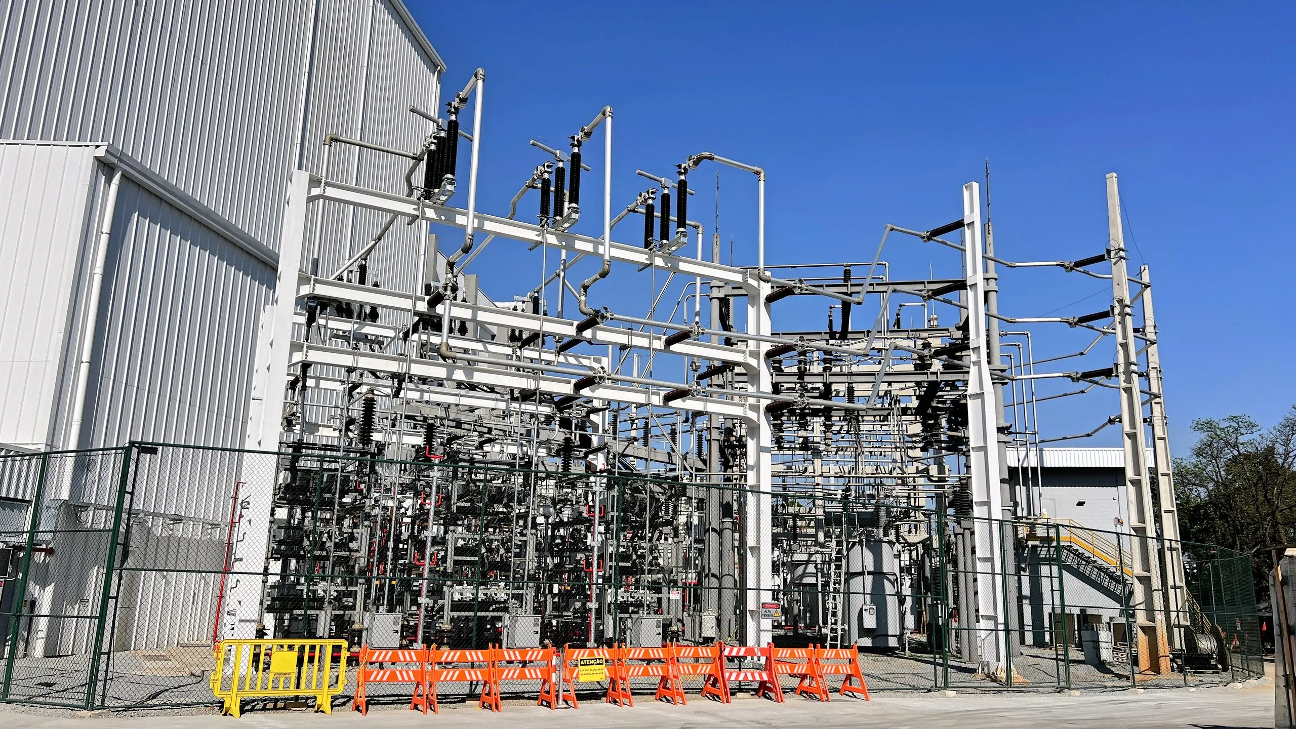 Subestação de alta tensão da Hitachi em Guarulhos - MSE Engenharia