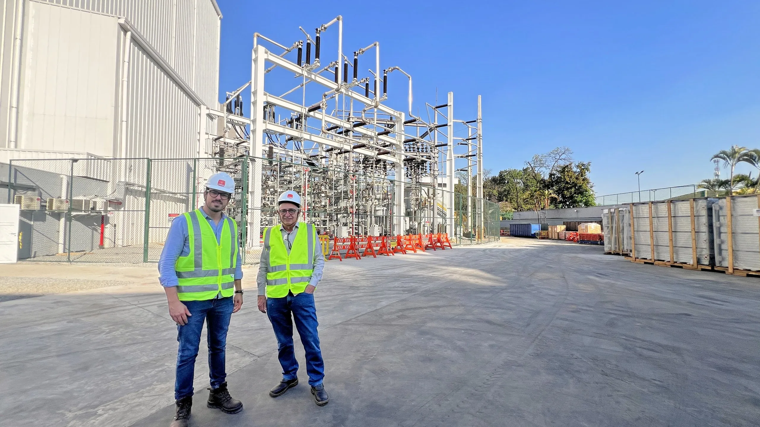 Visita técnica à subestação da Hitachi em Guarulhos - MSE Engenharia