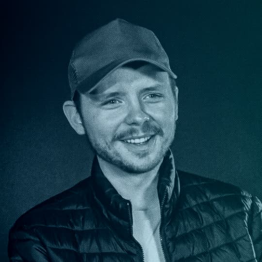 Lee Howell Headshot