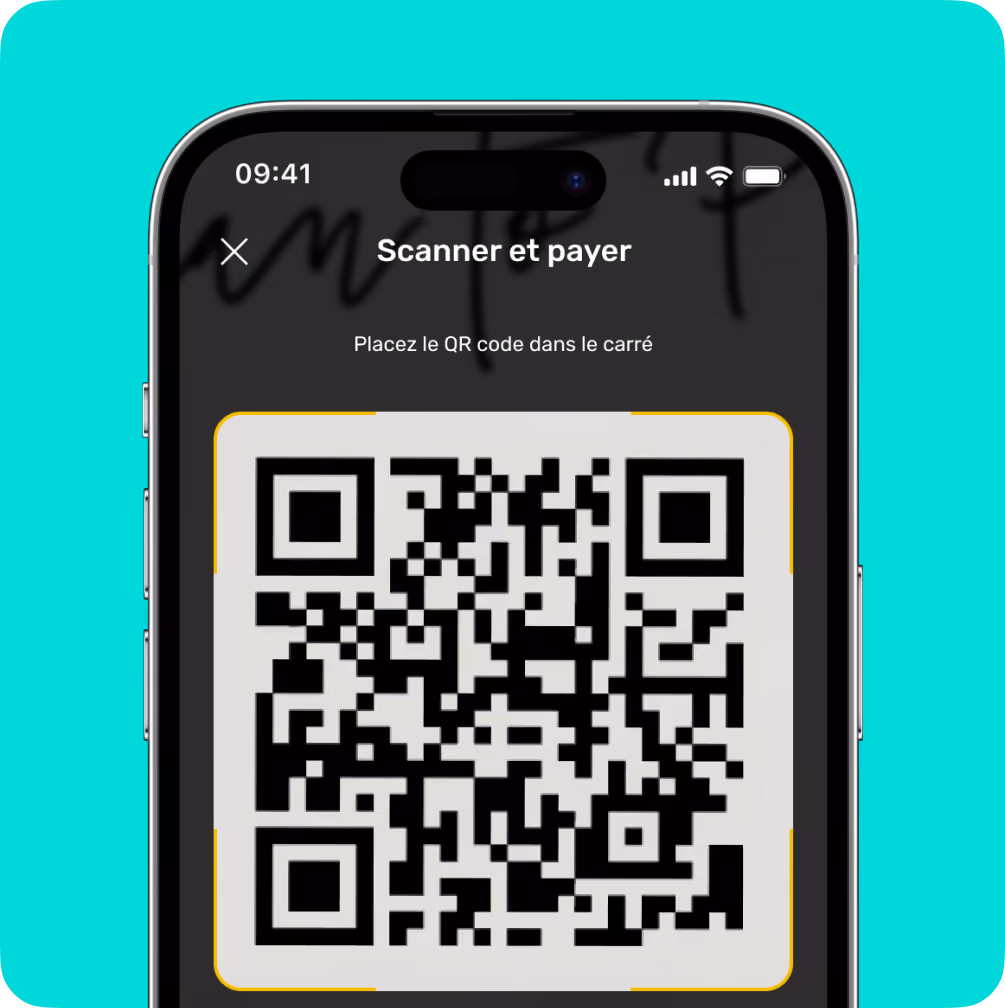 Smartphone screen displaying a QR code scanner with instructions in French to place the QR code in the square.
