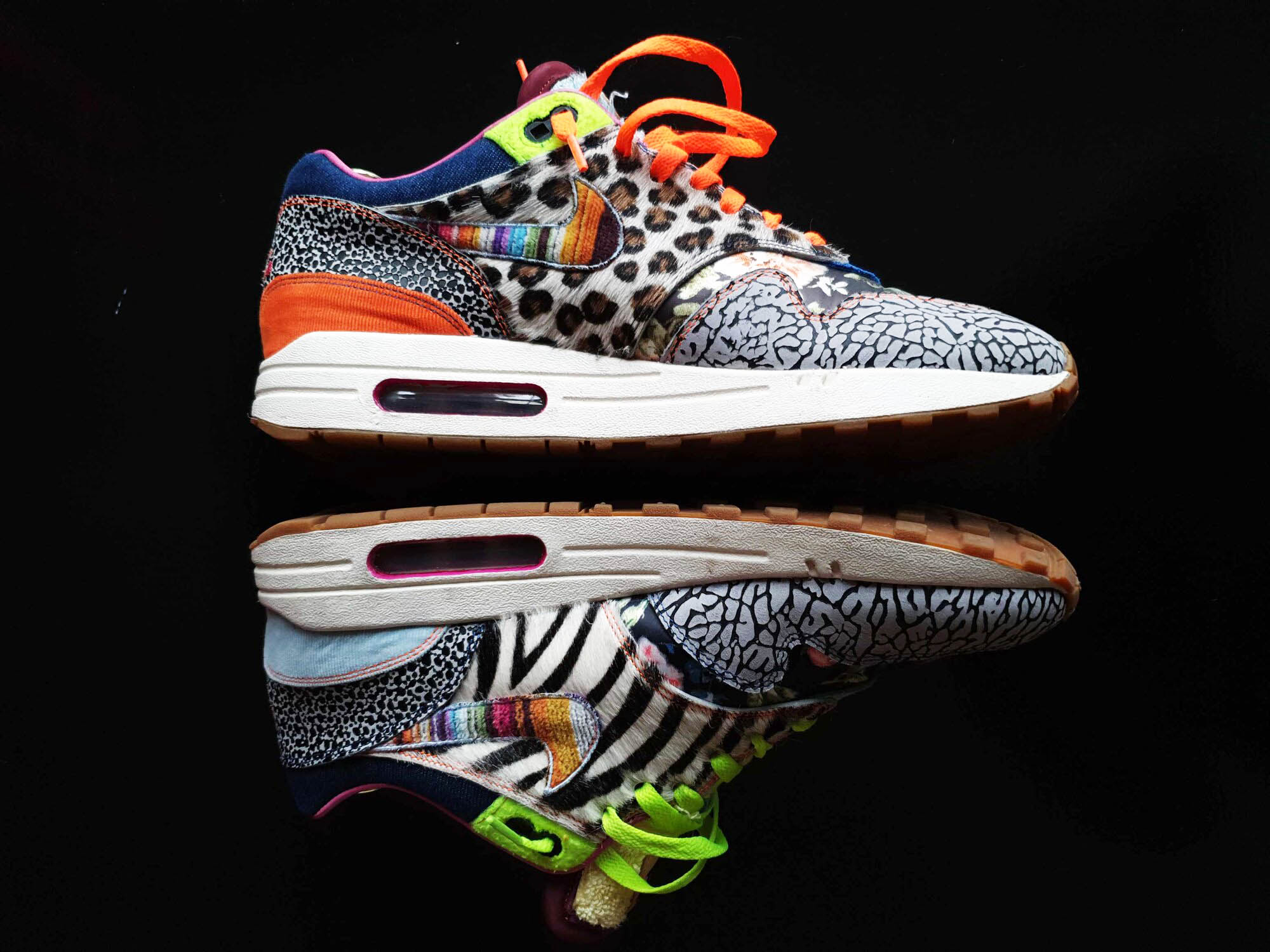 Kicks
