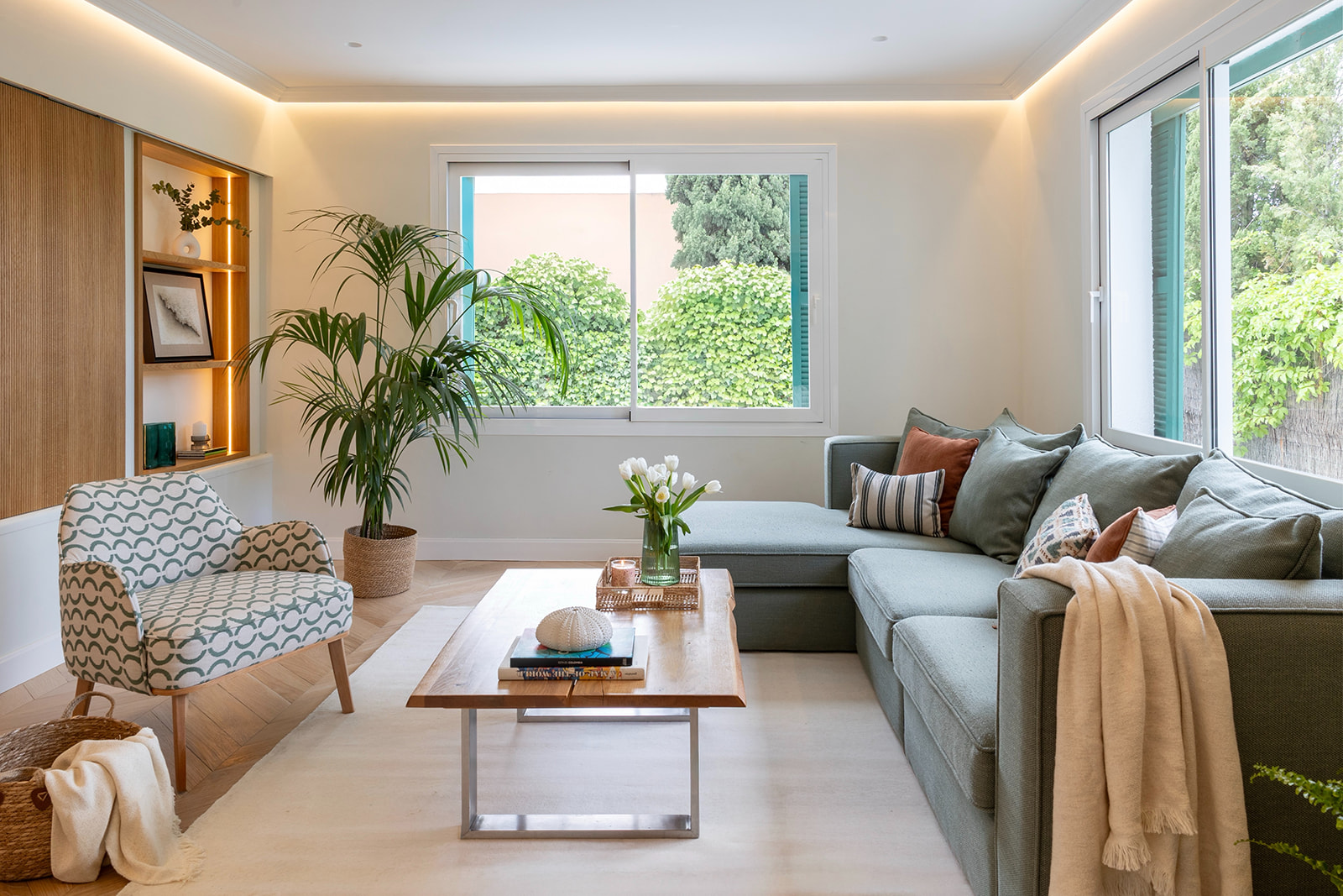 Estilismo de interiores para la casa Lichtung, un proyecto de Cysa Atelier
