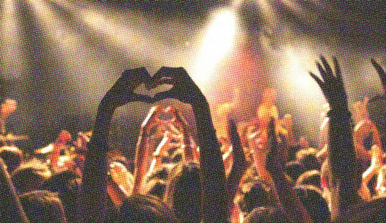 HUD App - People at concert - Missed connections