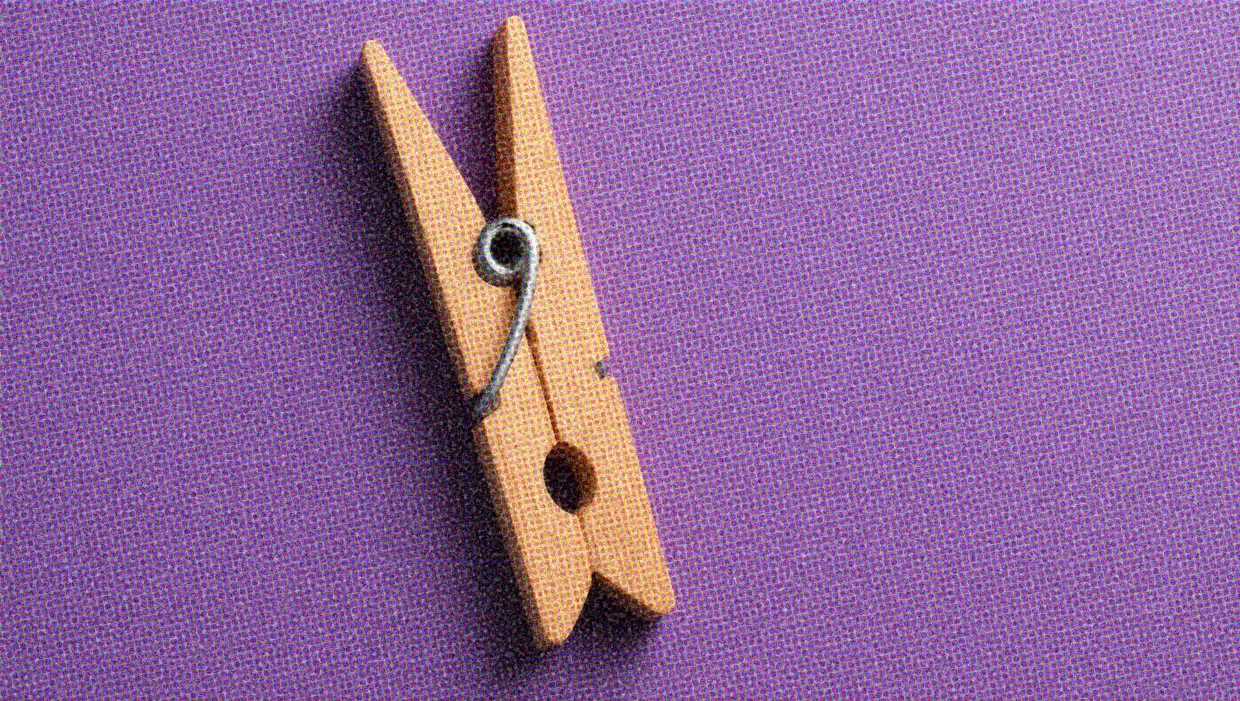 HUD App - Peg on purple background - Fetish 101 Pegging