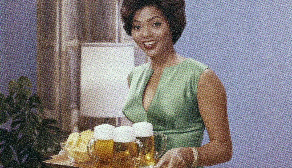 HUD App - Woman carrying tray of drinks - The tradwife movement