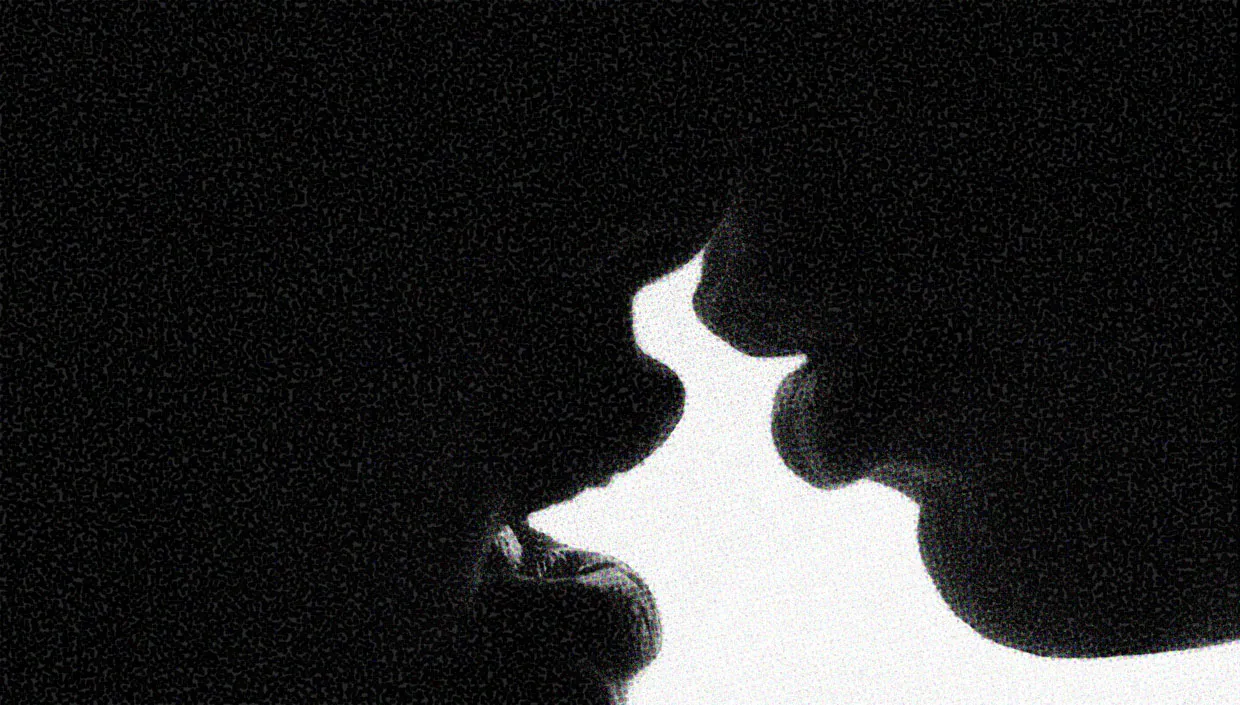 HUD App - Two mouths in shadows about to kiss - how to have sensual sex
