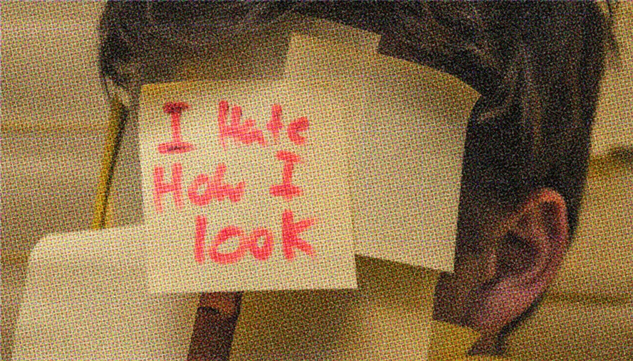 HUD App - Post it note saying I hate how I look - What is Body Dysmorphia