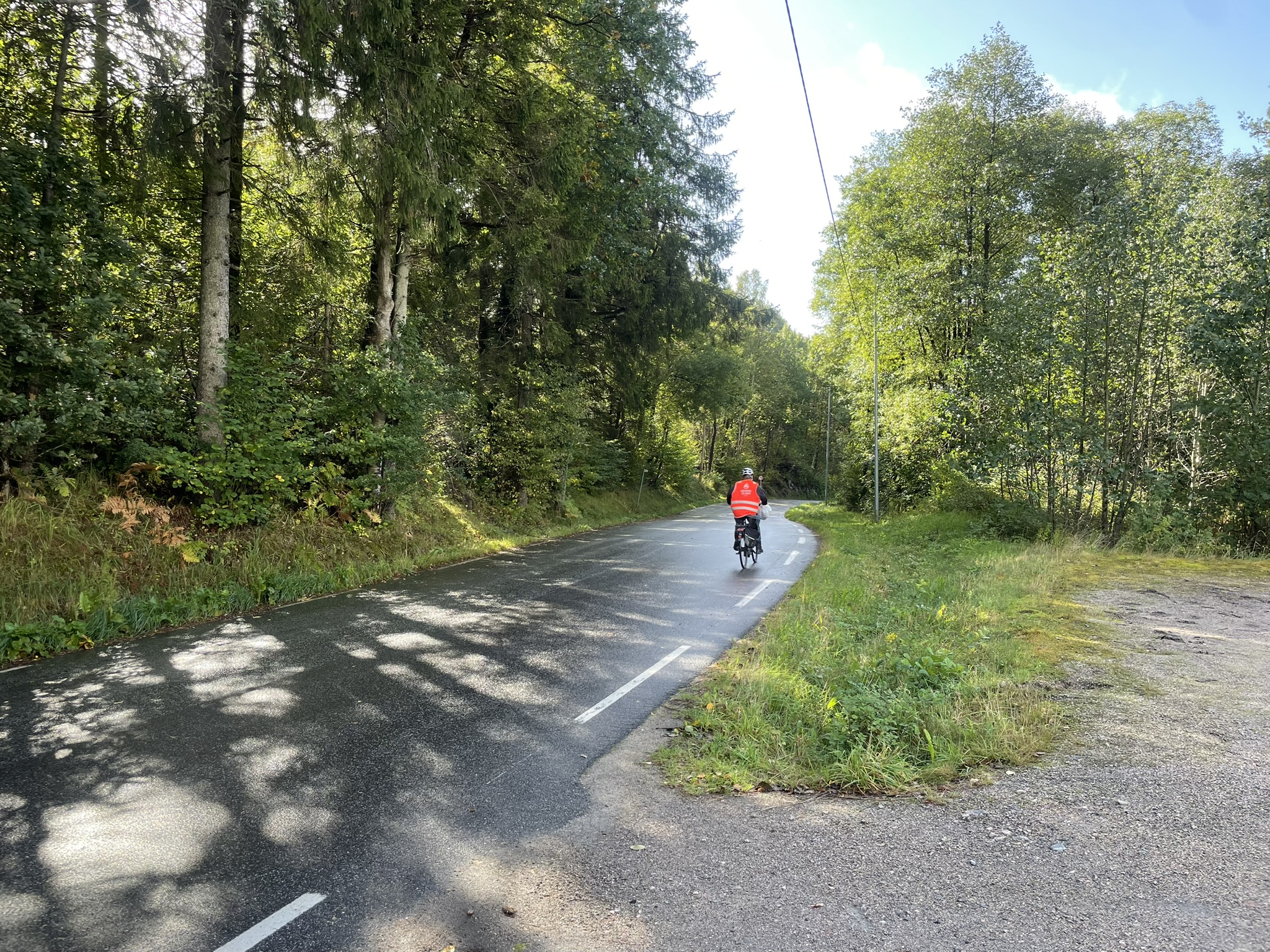 Toftelandsveien (fv. 4234), Brennåsen - Tangvall, gang- og sykkelvei