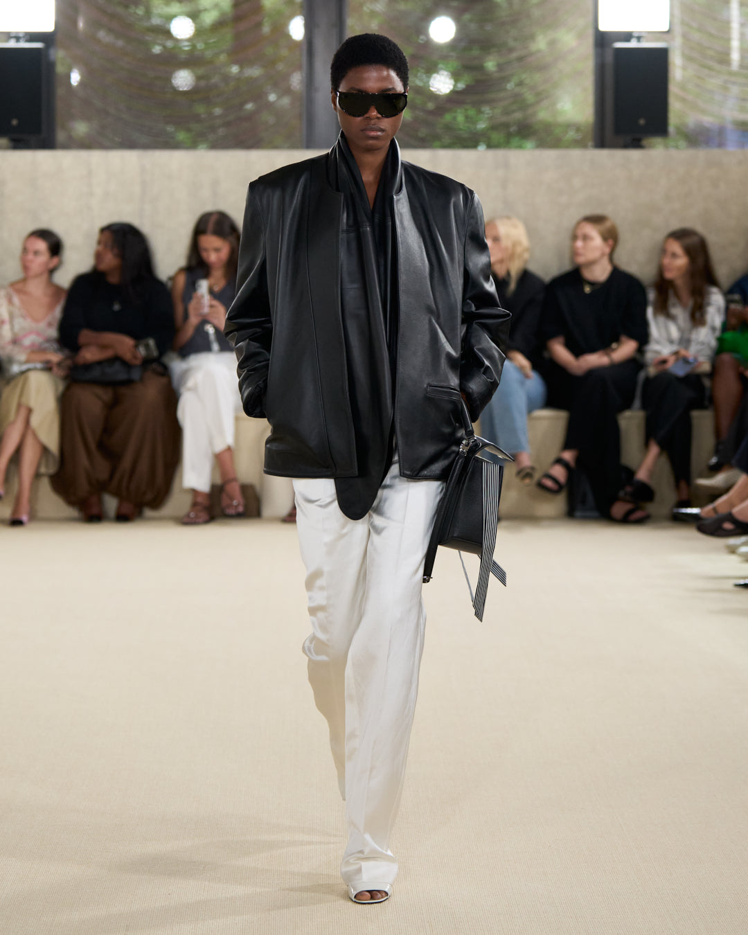 FW23 Look 08 – TOTEME