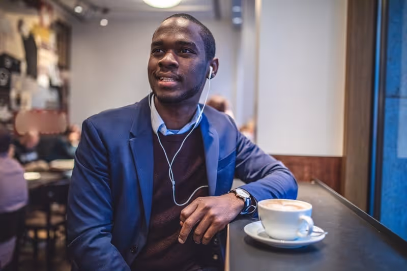 Episode 33: What GEM Professionals Need to Know About Recruiting Grad Students - From the Perspective of a Grad Student (Who Works in Graduate Admissions) | The Enrollify Podcast