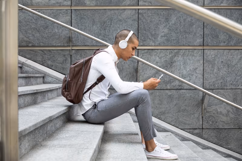 Episode 48: How High School Students Are Consuming - And Being Influenced by - Marketing Materials from Colleges and Universities   | The Enrollify Podcast