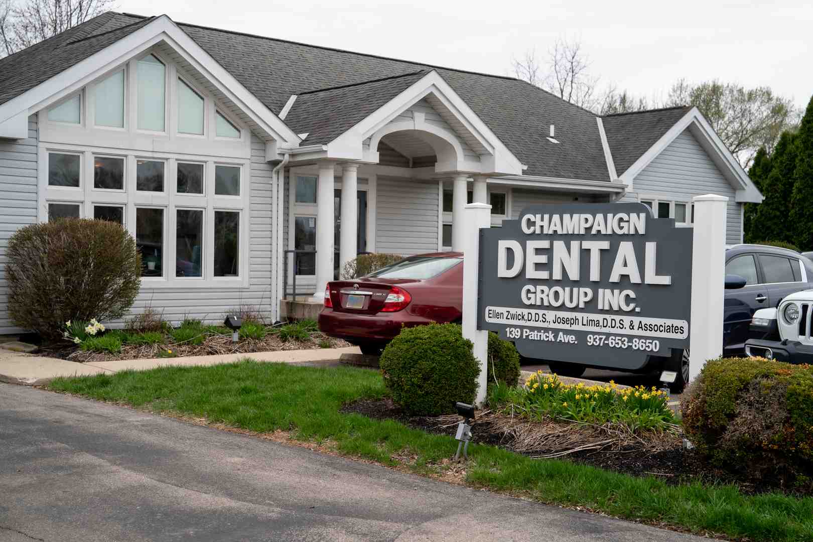 teeth bonding vs veneers - teeth bonding vs veneers