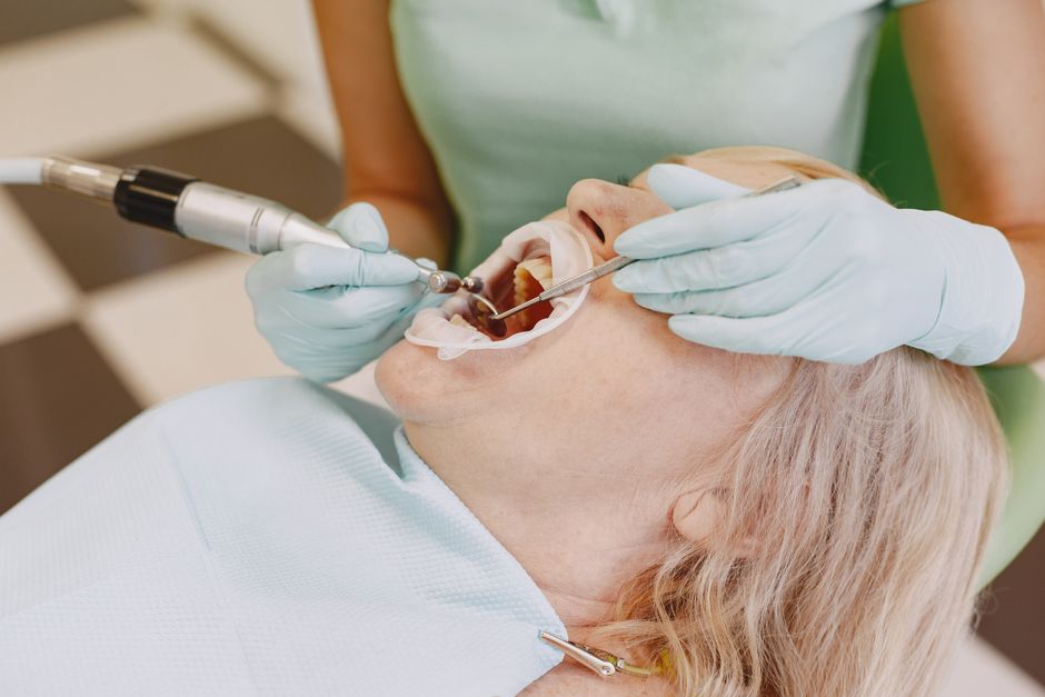 cover damaged tooth