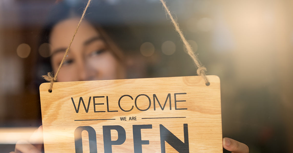 How Do You Market a Small Business in Tarpon Springs, FL: The Complete Guide (2026)