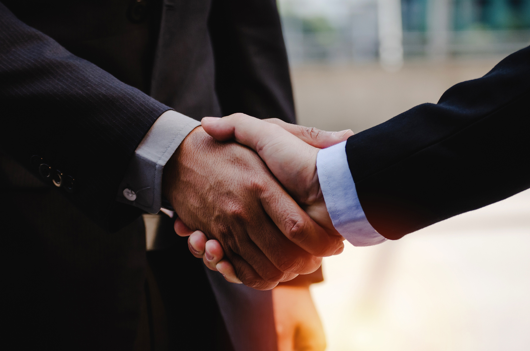 Link Building for Small Businesses in 2026: Safe Links vs. Schemes That Get Penalized