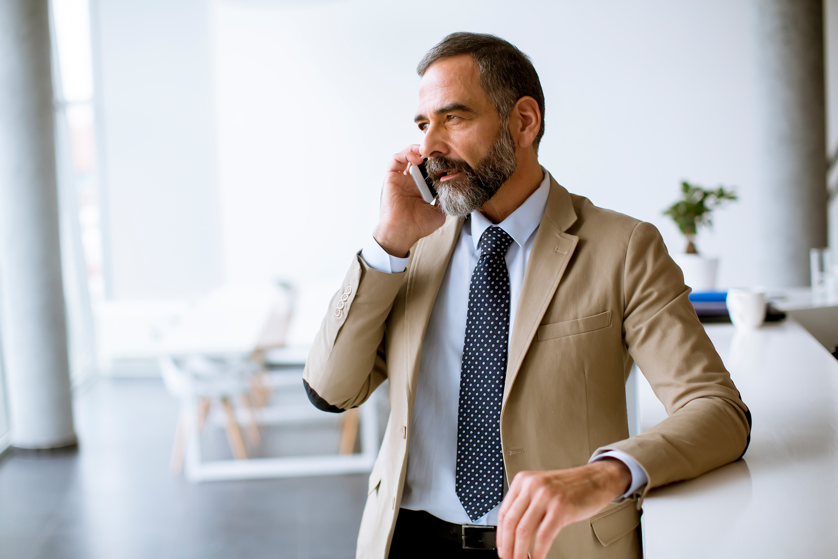 How to Qualify Leads on the Phone: Questions That Separate Buyers from Tire Kickers