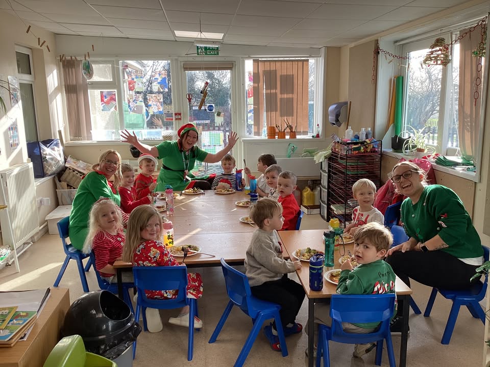 402315119973403_1489000122745259