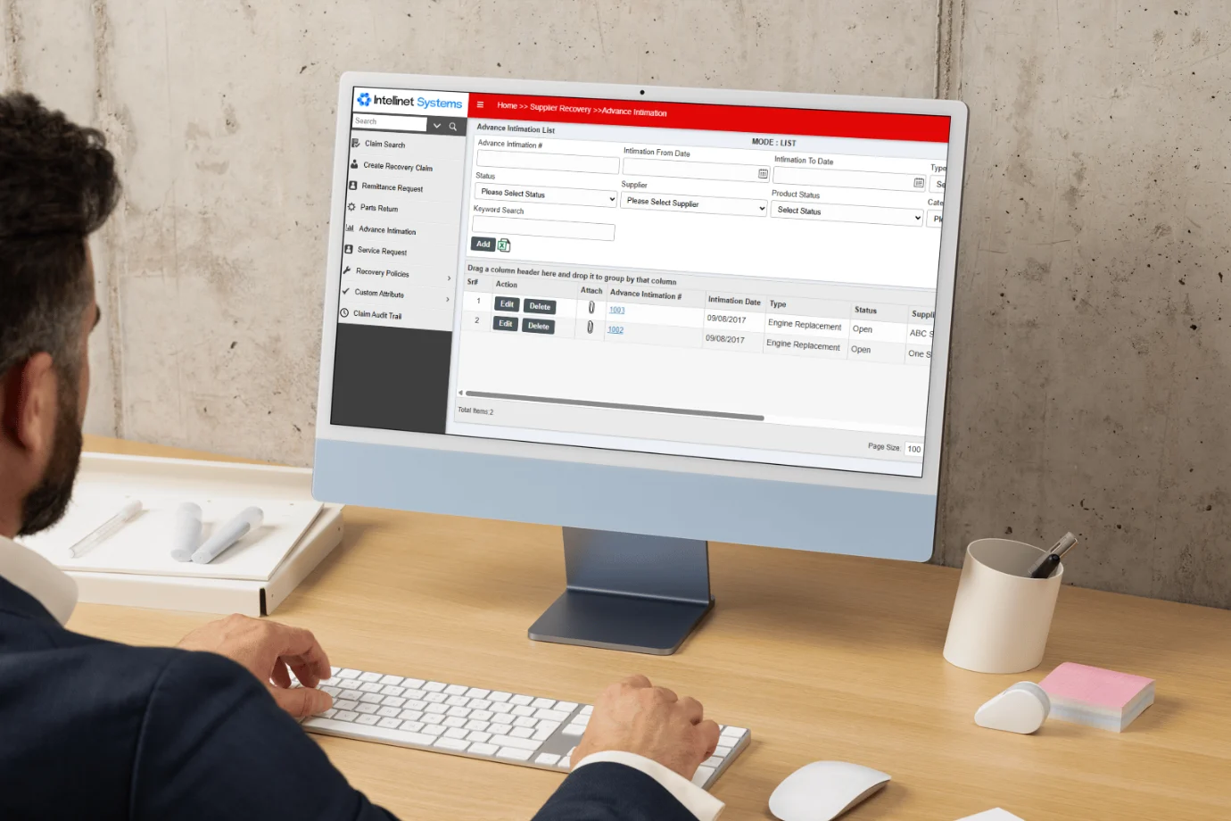 Business professional using Intelli Warranty to review supplier performance and manage recovery processes