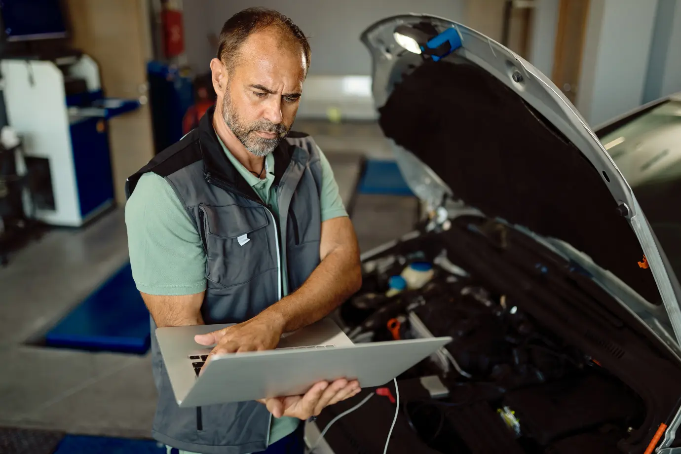 Overview of order management system benefits in parts ordering